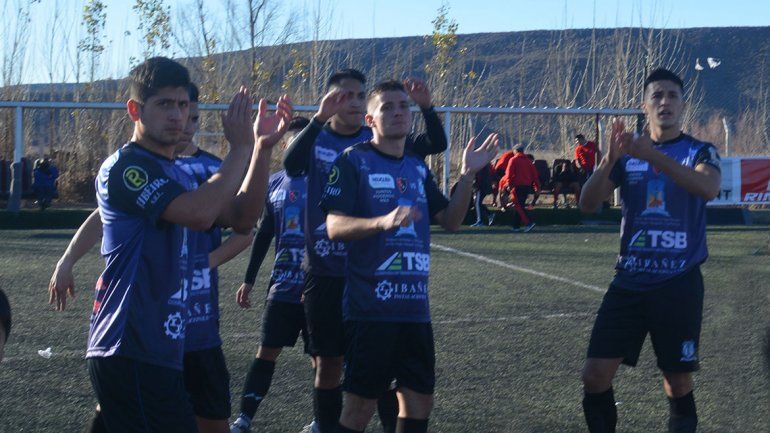 Rincón defiende la cima y Don Bosco quiere sacársela