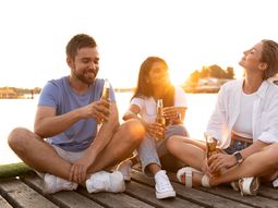 2025: Millennials 31 %, Boomers 26 %. El cambio de guardia en el vino de EE.UU. ya es oficial”. 2025: Millennials 31 %, Boomers 26 %. El cambio de guardia en el vino de EE.UU. ya es oficial”.