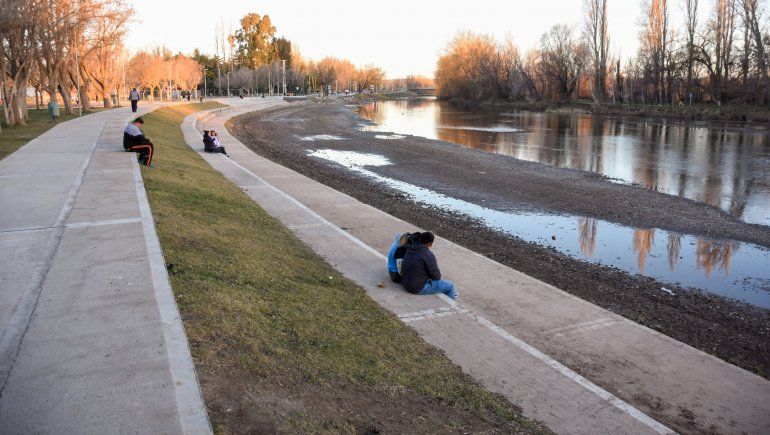 Agua del Río Limay.