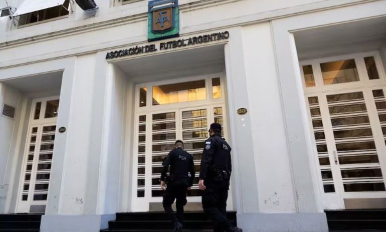 Transferencias vinculadas a ingresos de la AFA terminaron en firmas radicadas en Florida que no registran empleados ni operaciones comerciales visibles. Transferencias vinculadas a ingresos de la AFA terminaron en firmas radicadas en Florida que no registran empleados ni operaciones comerciales visibles.