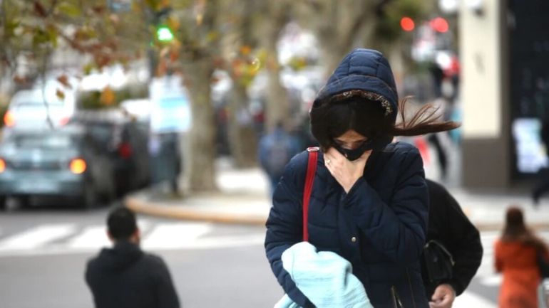 Llega el invierno: ola polar, alerta por vientos de más de 110 km/h y fuertes tormentas