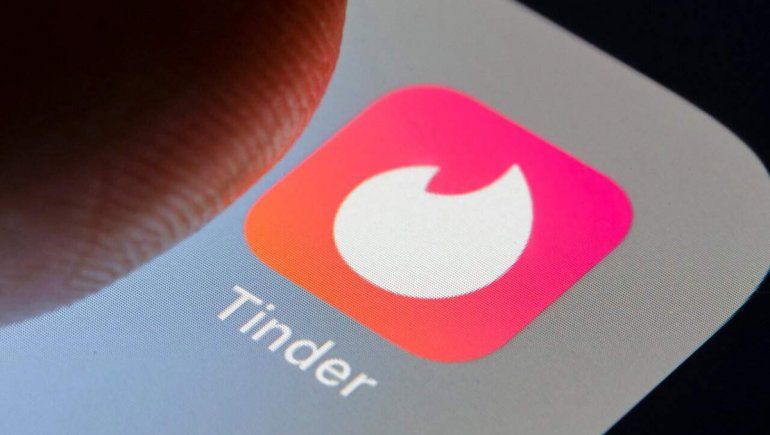 Tinder: match a través de una serie interactiva
