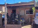 Los Bomberos apagaron las llamas, pero la familia perdió muchas pertenencias y la casa quedó inhabitable. 