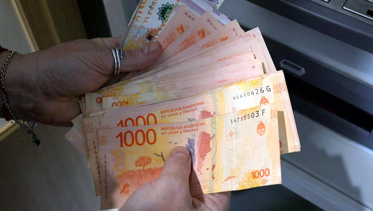 ANSES modificó la fecha de pago para las pensiones no contributibas, por lo que los beneficiarios pasarán a percibir sus haberes del primer al sexto día hábil del mes. Foto: LMN. ANSES modificó la fecha de pago para las pensiones no contributibas, por lo que los beneficiarios pasarán a percibir sus haberes del primer al sexto día hábil del mes. Foto: LMN.