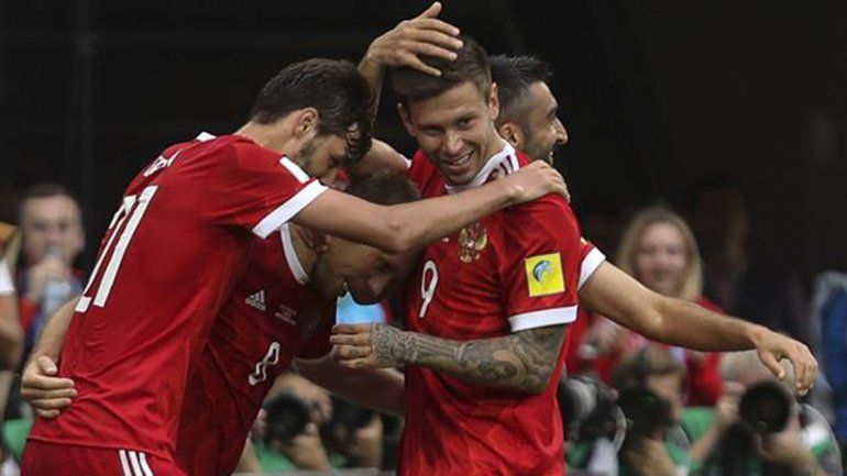 El local se hizo fuerte en el estreno de la Confederaciones.