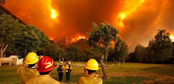 Se quemaron 13 mil hectáreas en Cholila y el fuego sigue descontrolado
