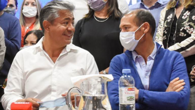 Rolando Figueroa elige a Omar Gutiérrez como su único interlocutor político en el MPN