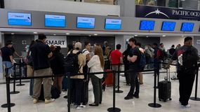 Se quedaron sin viajar en avión desde Neuquén: denuncian sobreventa de pasajes de JetSmart | LM Neuquen Se quedaron sin viajar en avión desde Neuquén: denuncian sobreventa de pasajes de JetSmart