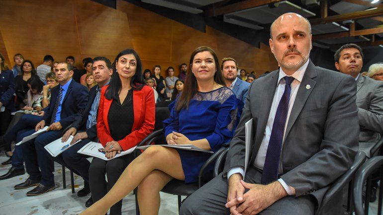 Gutiérrez incorporó más mujeres a su gabinete