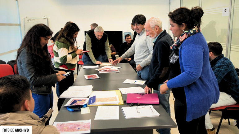 La oficina judicial de Mediación hizo posible un entendimiento entre las partes. La oficina judicial de Mediación hizo posible un entendimiento entre las partes.