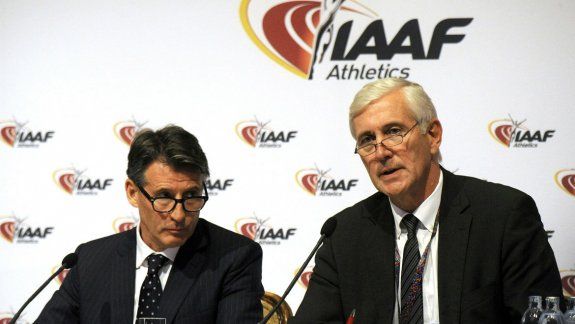 Sebastian Coe, titular de la IAAF, y Rune Andersen, especialista en doping.