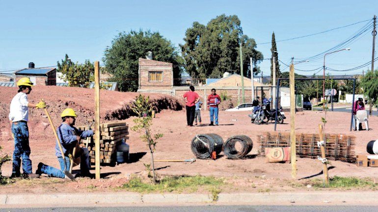 Ratifican el proyecto de casas para empleados del BPN