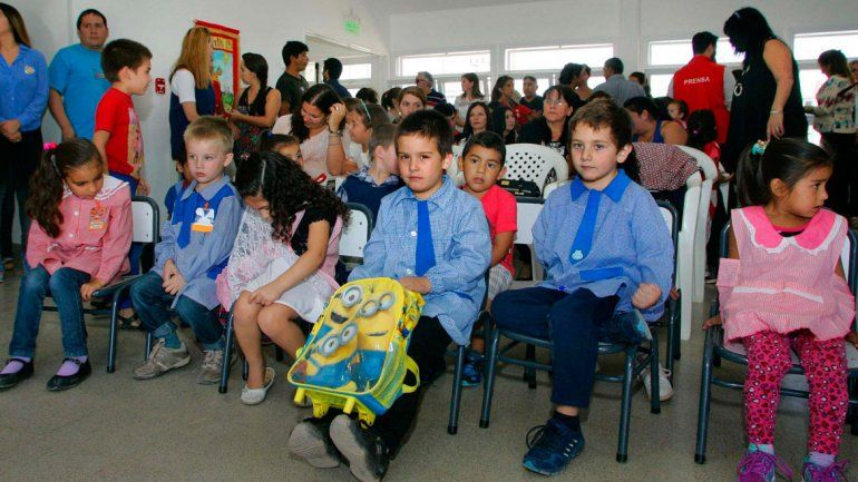 El Municipio se comprometió a transferir los terrenos lo más rápido posible. Provincia los destinará a jardines de infantes.