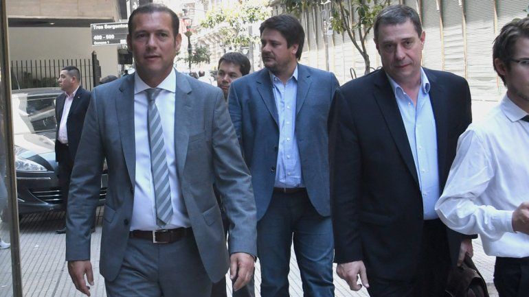 El gobernador Omar Gutiérrez estuvo en Buenos Aires con el resto de los mandatarios. Junto a sus pares de todo el país