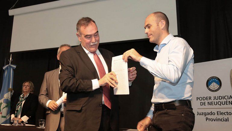 Volvió Bertoldi a Centenario con un Concejo dividido