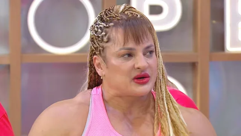 Alejandra Oliveras sigue internada en estado crítico
