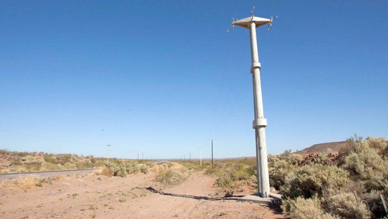 Primer paso para la electrificación rural de la zona sur