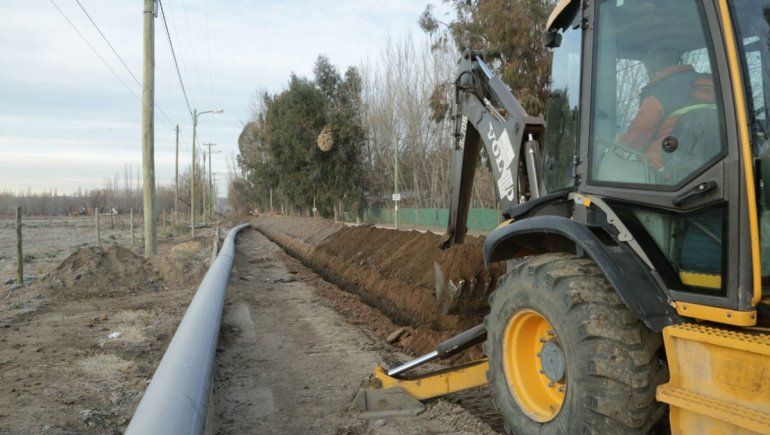 El asfalto llegaría en tres semanas a la calle Anaya
