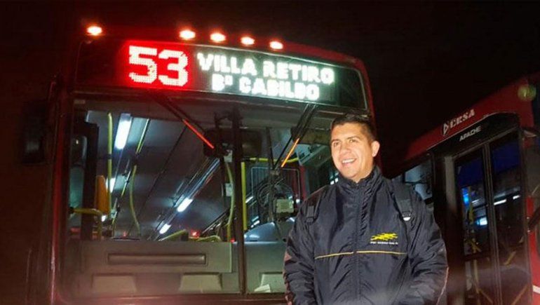 El colectivo que voló para que naciera un bebé