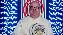 MasterChef tiene un nuevo campeón: Rodolfo Vera Calderón. MasterChef tiene un nuevo campeón: Rodolfo Vera Calderón.