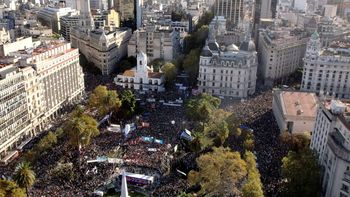 El rector de la UBA defendió el paro universitario y anticipó una marcha multitudinaria. El rector de la UBA defendió el paro universitario y anticipó una marcha multitudinaria.