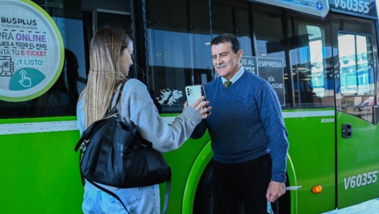 Oportunidad laboral: empresa líder necesita incorporar 100 conductores de forma urgente