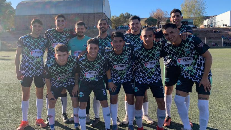 Añelo sorprendió y le ganó al líder Unión Vecinal