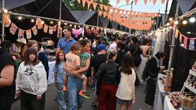 La feria fue reprograma por cuestiones climáticas. | LM Neuquen La feria fue reprograma por cuestiones climáticas.