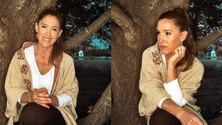 Soledad Pastorutti en el jardín de su casa de Arequito. Soledad Pastorutti en el jardín de su casa de Arequito.