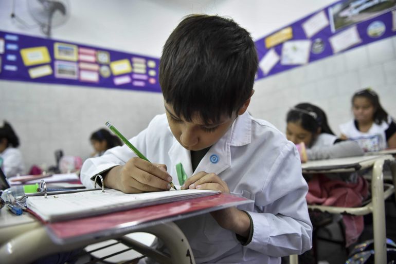 Preocupante: sólo 1 de cada 10 alumnos argentinos comprende lo que lee