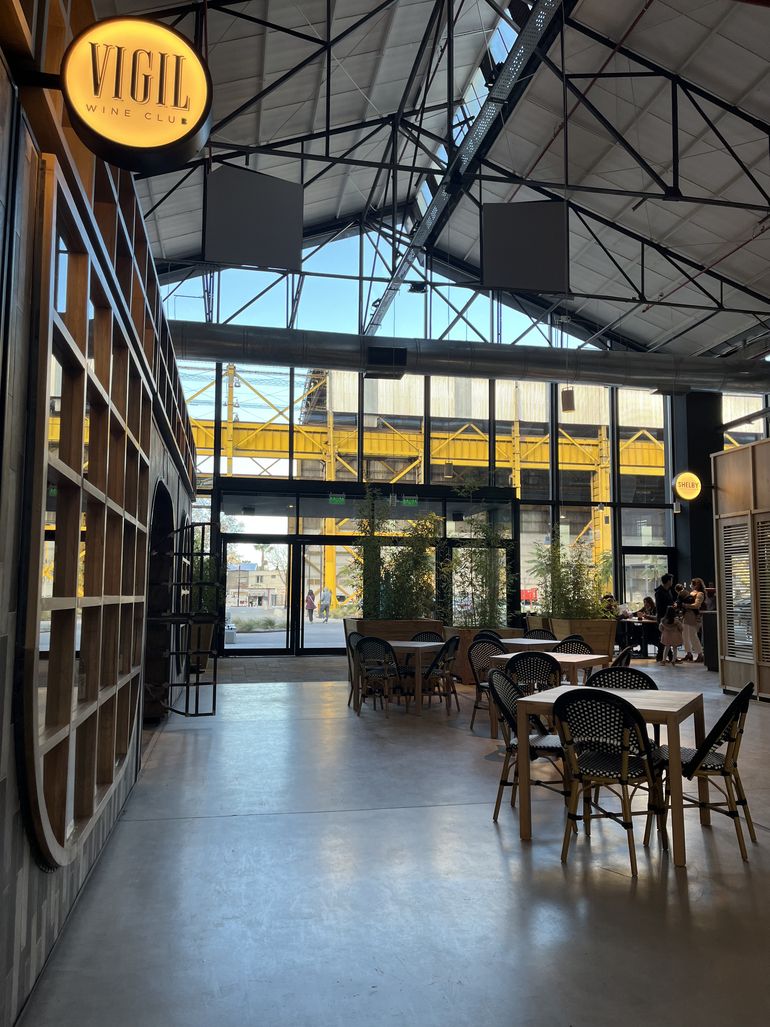 Planta Uno recientemente inaugurado trae a Mendoza un nuevo mercado gastronómico. Planta Uno recientemente inaugurado trae a Mendoza un nuevo mercado gastronómico.