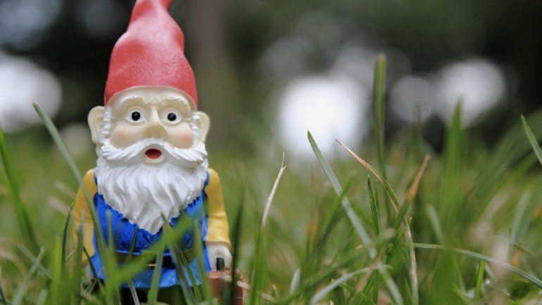 Alarma por una ola de robos de enanos de jardín
