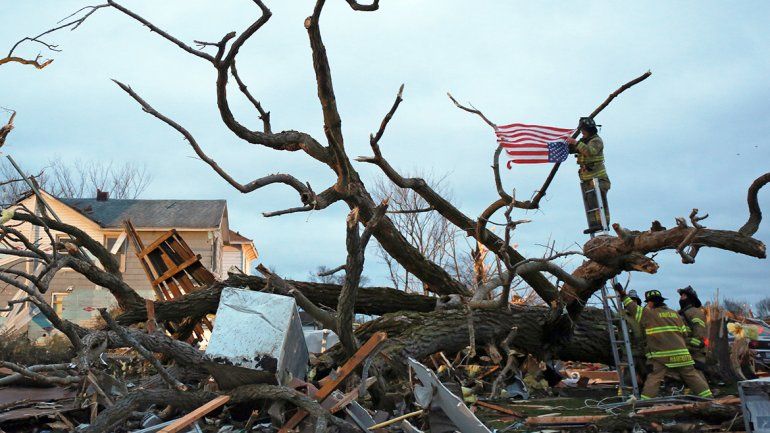 Casi 20 tornados azotaron a los EE.UU.