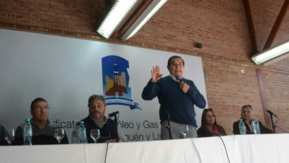 Pereyra había anunciado un paro general para el lunes 23 desde las 8. Ante la conciliación obligatoria suspendieron las medidas.