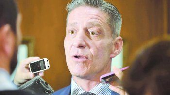 Mariano Arcioni dio marca atrás con la ley de zonficación minera.
