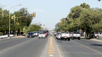 La Muni promete mejorar la sincronización de los semáforos cuando la multitricha se transforme en una avenida urbana durante el segundo semestre del año que viene. La Muni promete mejorar la sincronización de los semáforos cuando la multitricha se transforme en una avenida urbana durante el segundo semestre del año que viene.
