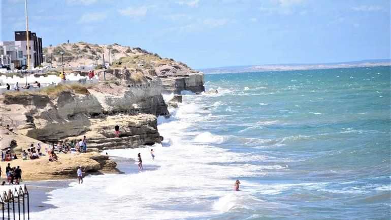 En menos de un día hubo dos derrumbes en Las Grutas