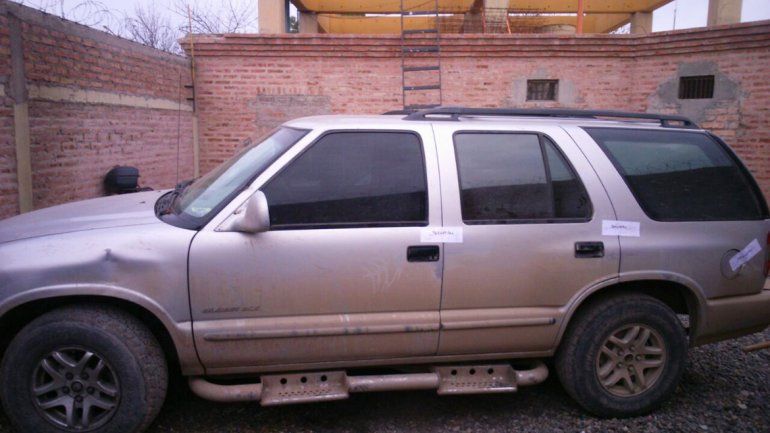 La camioneta Chevrolet Blazer robada en Neuquén fue recuperada en Cipolletti.