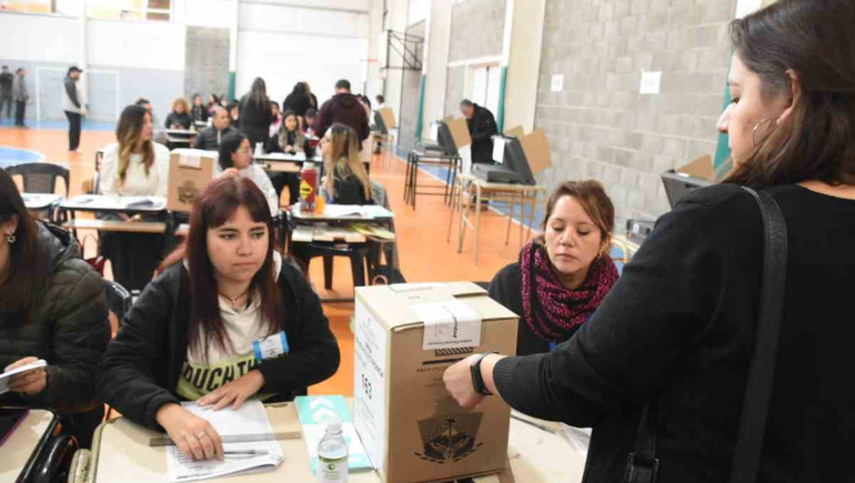 ¿A qué hora se conocerán los primeros resultados de las elecciones?