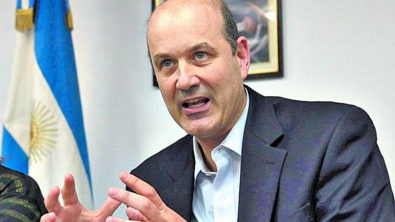 El ministro Sturzenegger destaca el gas natural como el motor principal para duplicar las exportaciones energéticas de Argentina. | LM Neuquen El ministro Sturzenegger destaca el gas natural como el motor principal para duplicar las exportaciones energéticas de Argentina.