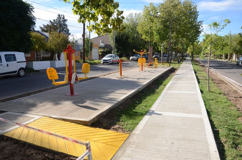 Inauguraron la remodelación del bulevar Borlengui, en el este de Neuquén