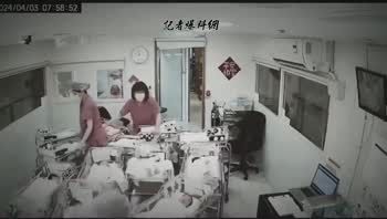 El terremoto de Taiwan en una nursery. El terremoto de Taiwan en una nursery.