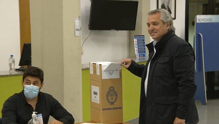 Votó Alberto Fernández: Hay que escuchar la expresión del pueblo