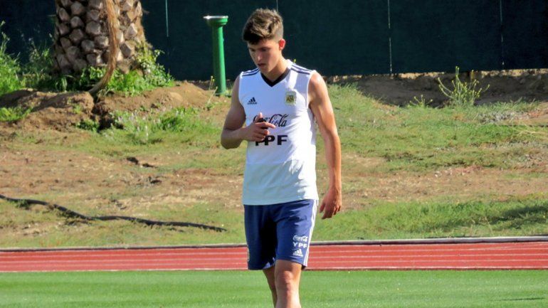 Sudamericano: la sub-20 debuta ante Paraguay con Balerdi de titular