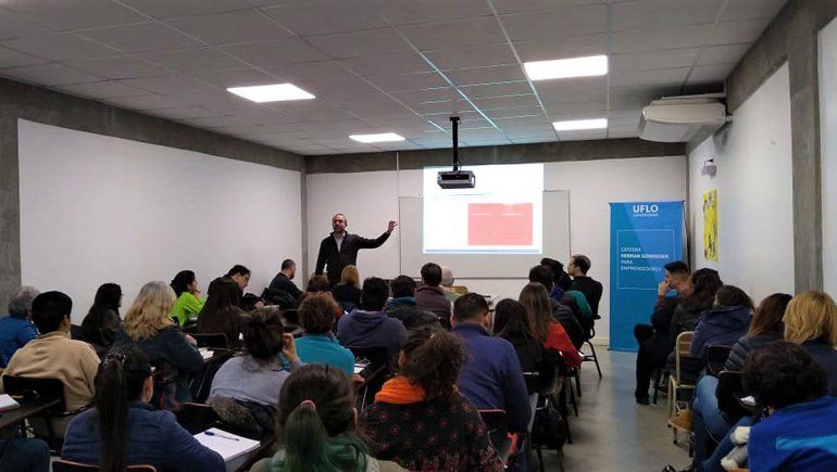 La Cátedra Herman Schroeder sigue convocando a los emprendedores de la región