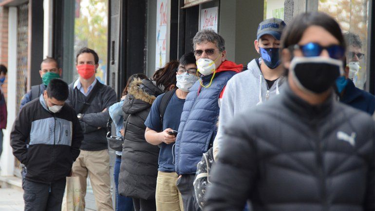 Si todos usaran el barbijo, en 4 semanas no habría virus