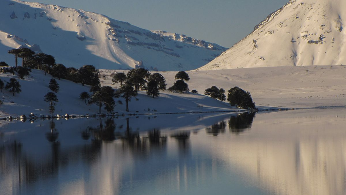 Lago Caviahue: el estudio que reveló que sus aguas tienen propiedades terapéuticas