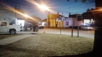 La comisaría de Open Door fue escenario de un violento ataque armado que terminó con la muerte de un policía y del agreso. La comisaría de Open Door fue escenario de un violento ataque armado que terminó con la muerte de un policía y del agreso.