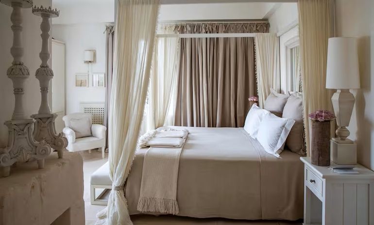 Así es una habitación en el hotel de lujo donde estarán los mandatarios del G7. Así es una habitación en el hotel de lujo donde estarán los mandatarios del G7.