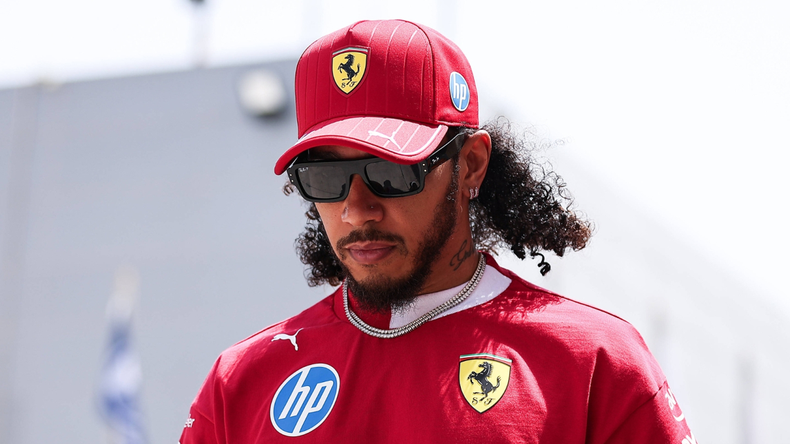 Lewis Hamilton complicado con su emprendimiento de negocios